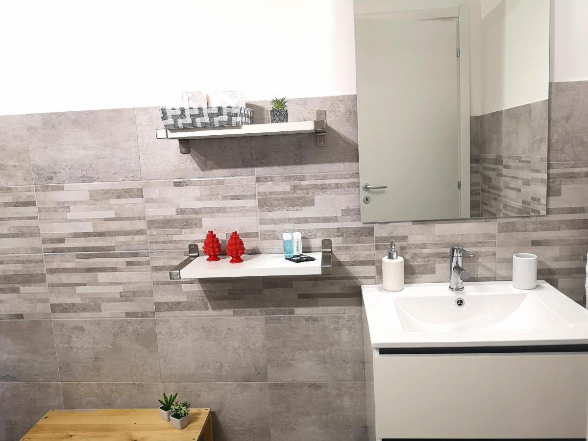 Casa Sicula Apartment Syracuse ภายนอก รูปภาพ